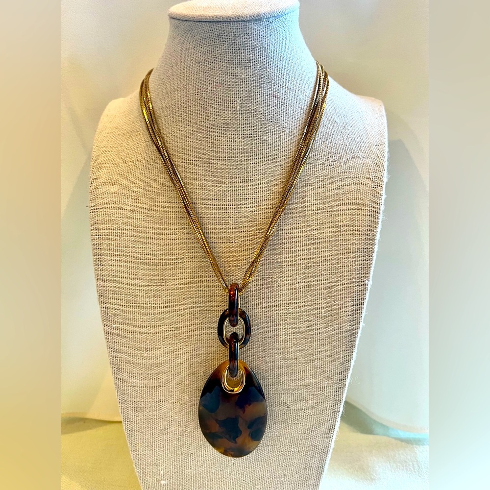 Ellen Tracy Tortoiseshell Necklace